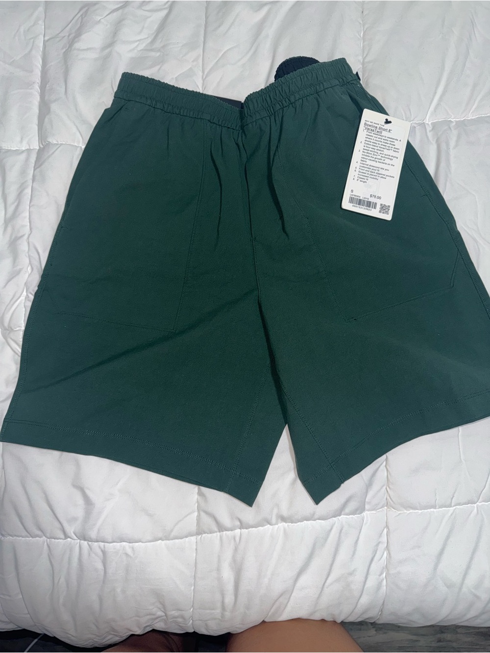 lululemon athletica Men's Forest Green Elastic-Waist Hybrid Shorts